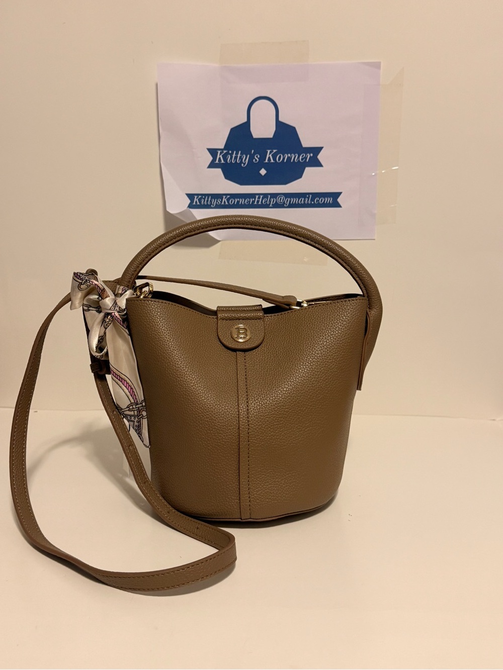NWT BOSTANTEN Small Crossbody Bucket  Vegan Leather Purse